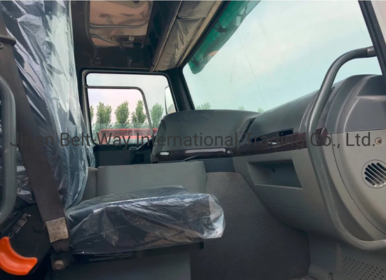 Sinotruk HOWO 10 व्हीलर्स 4*2 6*4 8*4 371HP 375HP 420HP यूरो 2 ट्रैक्टर ट्रक ट्रेलर हेड