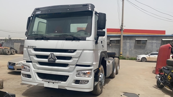 ट्यूबलेस टायर डिजाइन प्रयुक्त Sinotruk HOWO 371 ट्रक हेड ट्रैक्टर डंप ट्रक छूट पर