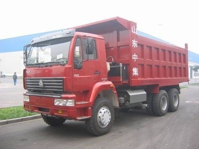 रेडियल टायर डिजाइन Sinotruck HOWO 6X4 आपकी आवश्यकताओं के लिए डंप ट्रक