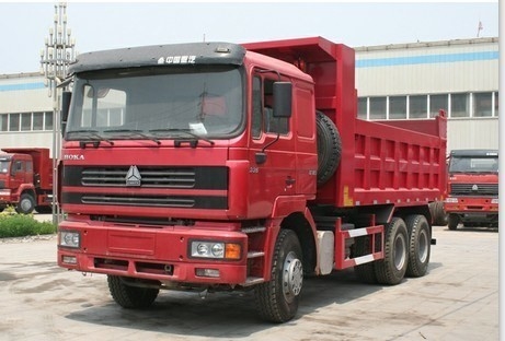 सिनोट्रुक से ≤5 सीटों के लिए रेडियल टायर डिजाइन 371HP HOWO टिपर ट्रक